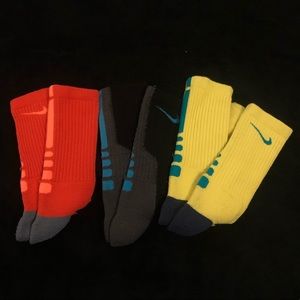Nike Athletic socks (8-12)